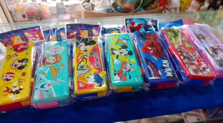 Plastic Cartoon Campus Box for Kids – Durable School Pencil Box